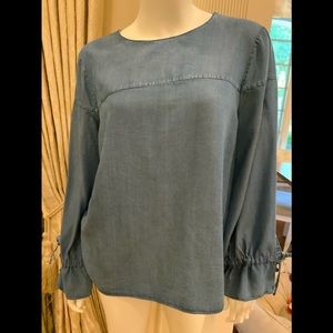 Banana Republic Women’s Chambray Tunic Blouse with Peek-A-Boo Sleeves